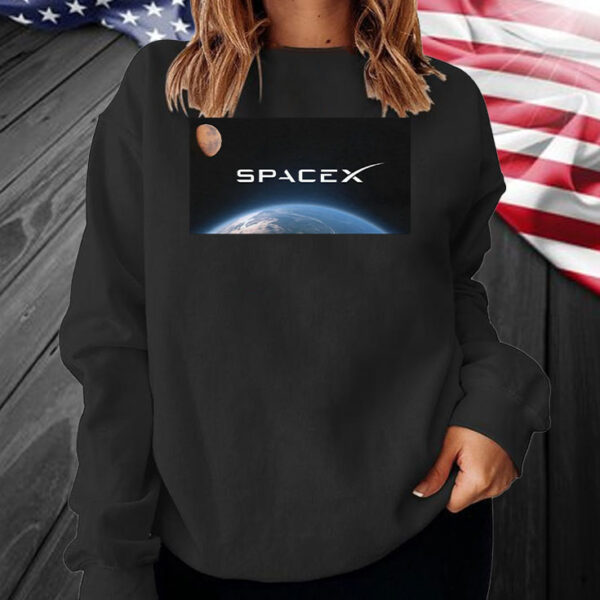 SpaceX Earth Voyager Graphic T-Shirt