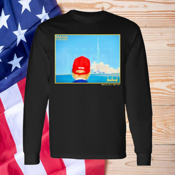 Trump SpaceX Rocket Launch Maga Icon Series T-Shirt